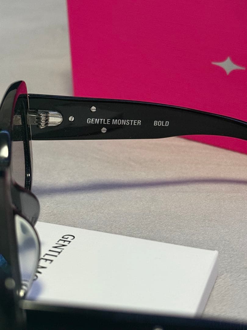GENTLE MONSTER ANTENA BOLD ブラックサングラス