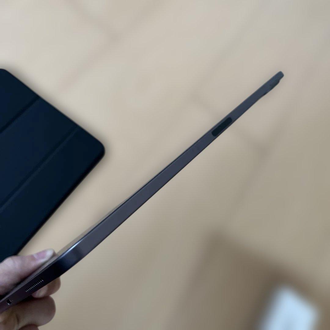 iPad pro 第2世代 11インチ 128GB 付属品付き