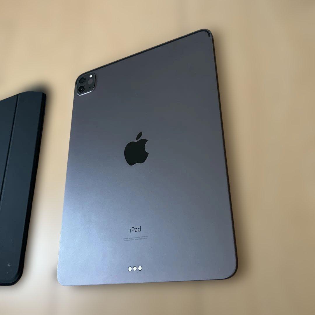 iPad pro 第2世代 11インチ 128GB 付属品付き