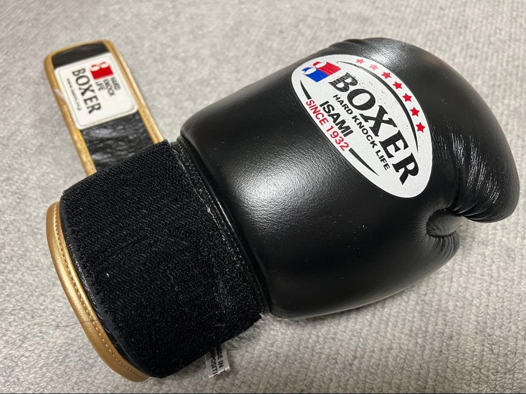 ISAMI BOXER ボクシンググローブ 8oz 黒