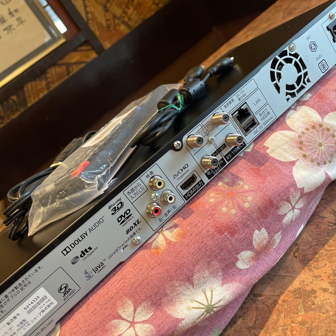 シャープ　BD-NW520 12倍　500GB 2番組W録　新品リモ等付フル装備