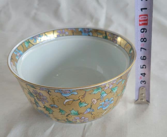 前畑陶器 庫山窯　牡丹唐草色絵金襴 蓋付き御椀揃 4客セット