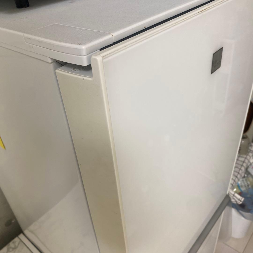 （送料無料）激安SHARP 冷蔵庫 SJ-GD14D ホワイト