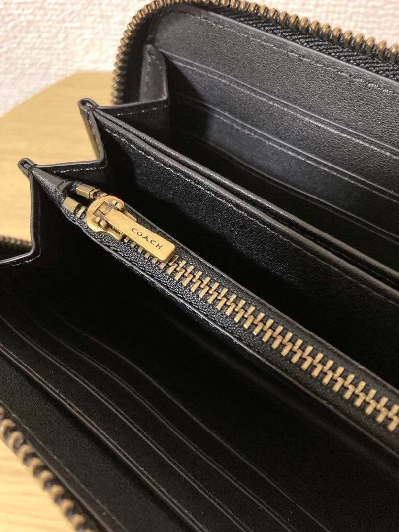 【新品・未使用・タグ付】COACH ブラック長財布　アウトレット