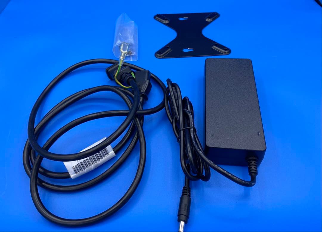 【訳アリ】Minisforum TH80 第11世代 Core i7