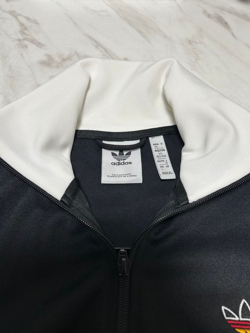 adidas トラックジャケット ドイツ　黒/白　XL