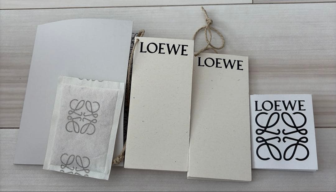 【本日24時まで価格】LOEWEロエベ　カゴバッグスモールブラック　保存袋付き