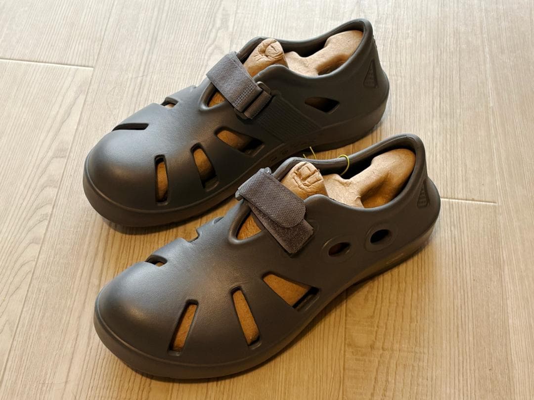 OOFOS(ウーフォス)スポーツサンダル OOcandOO メンズ グレー