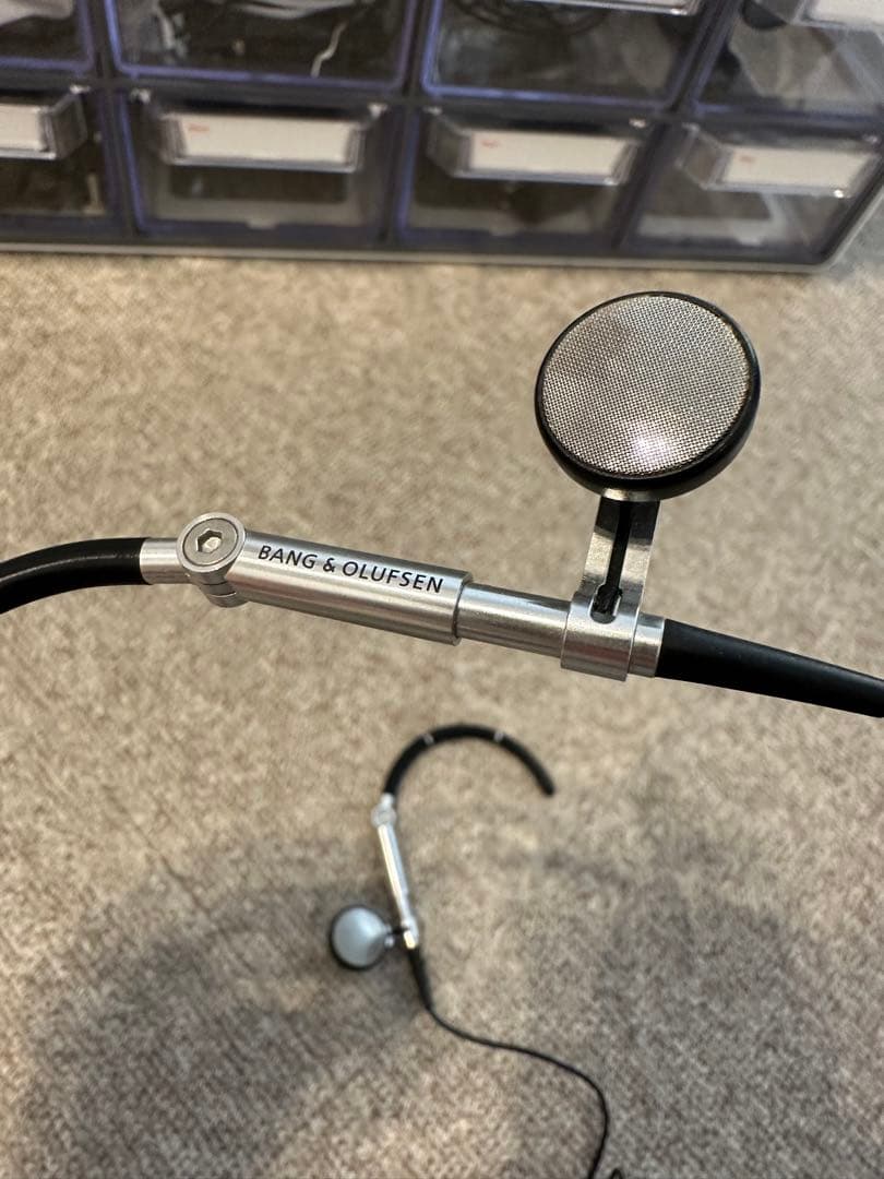 Bang&Olufsen Earphones「A8」