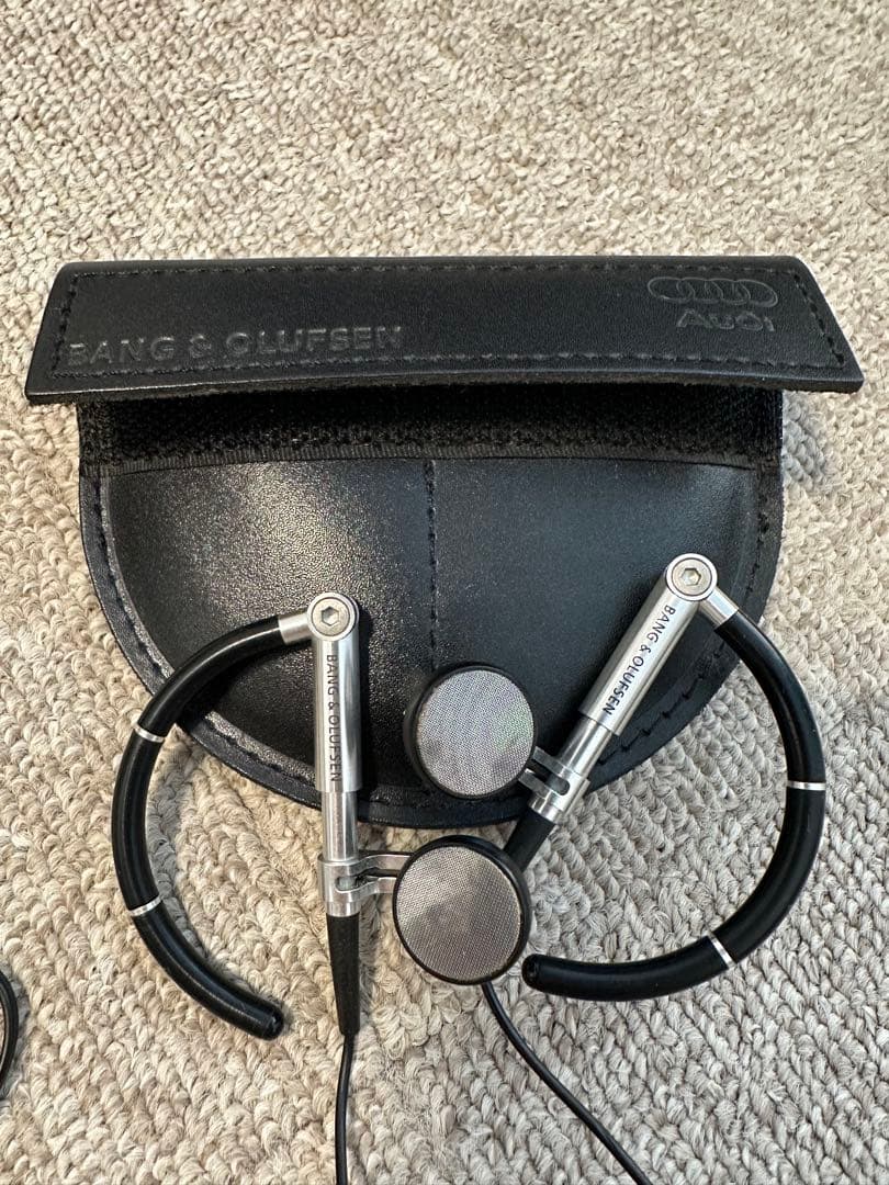 Bang&Olufsen Earphones「A8」