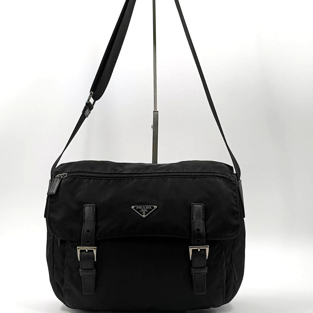 人気✨プラダ　ショルダーバッグ　メッセンジャー　三角ロゴ　ナイロン　レザー　黒