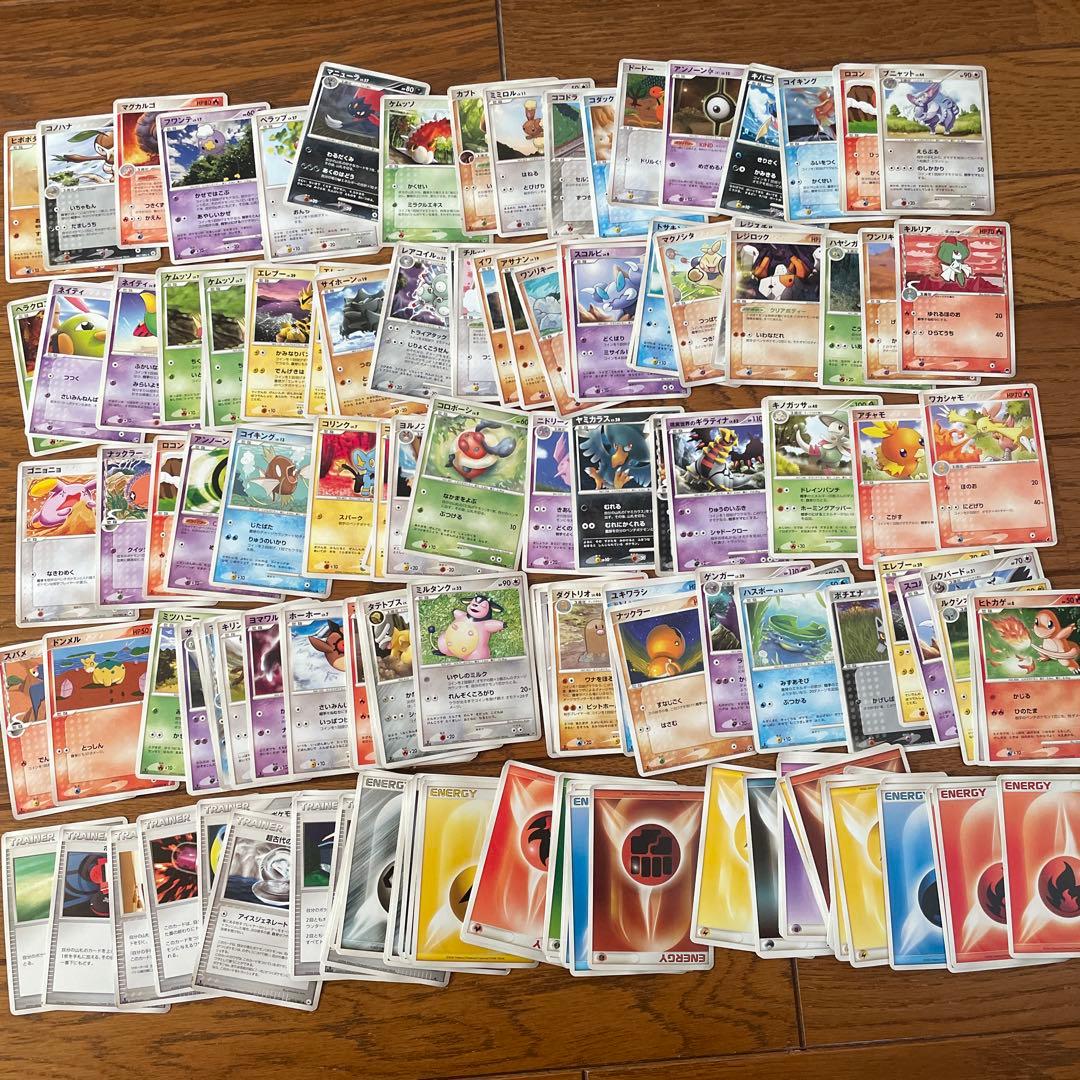 ポケモンカード880枚程　旧裏　プロモなどまとめ売り　ワケアリ品含む