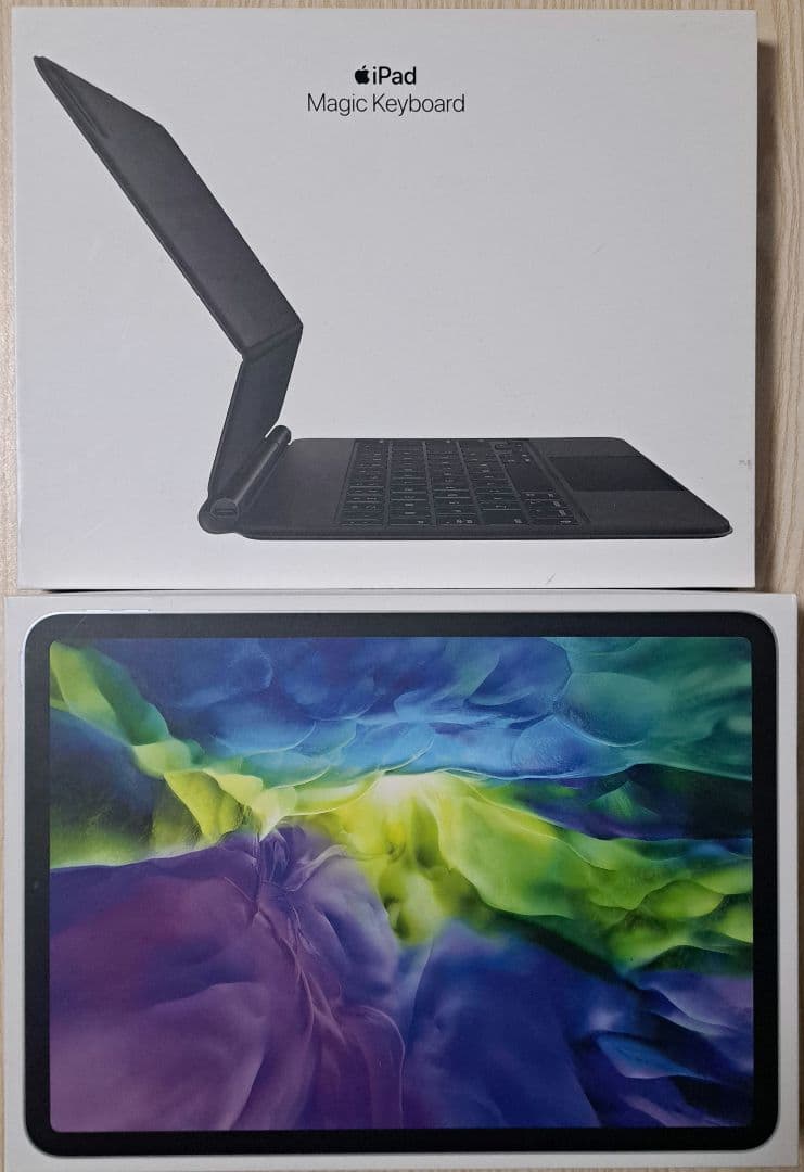 【極美品】iPad Pro 11インチ & Magic Keyboard 箱付き