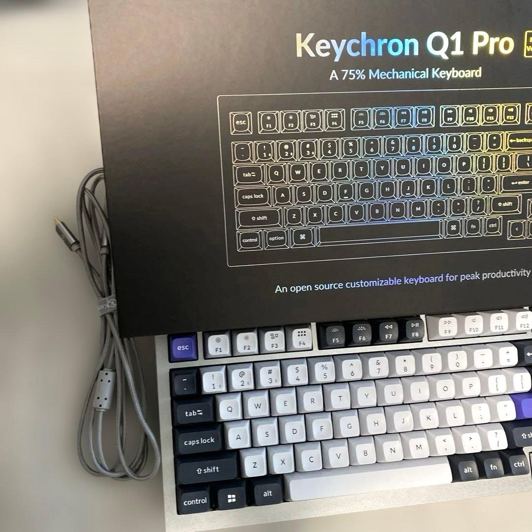 Keychron Q1 Pro メカニカル茶軸 美品