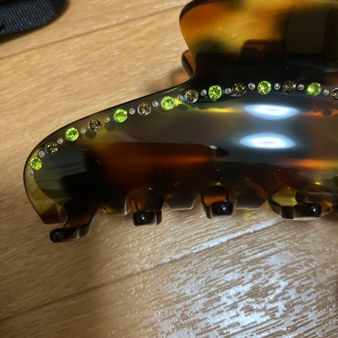 ALEXANDRE DE PARIS ヘアクリップ　新宿伊勢丹