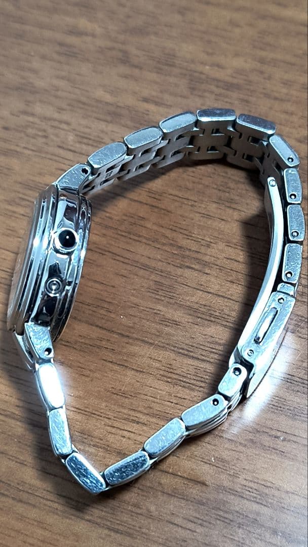 SEIKO EXCELINE シルバー 電波時計