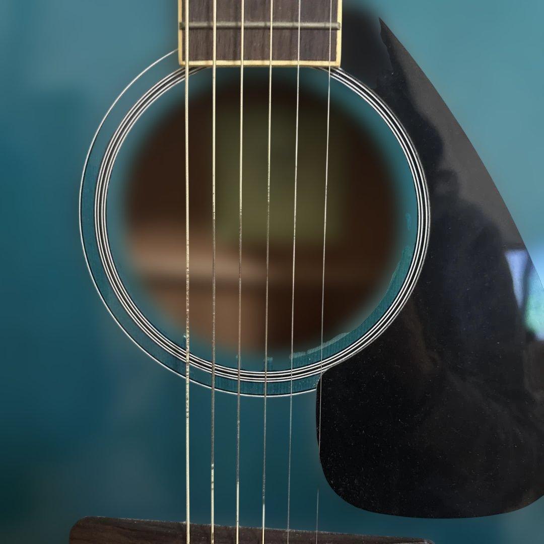 ヤマハ　アコースティックギター FS820 TQ ソフトケース付き