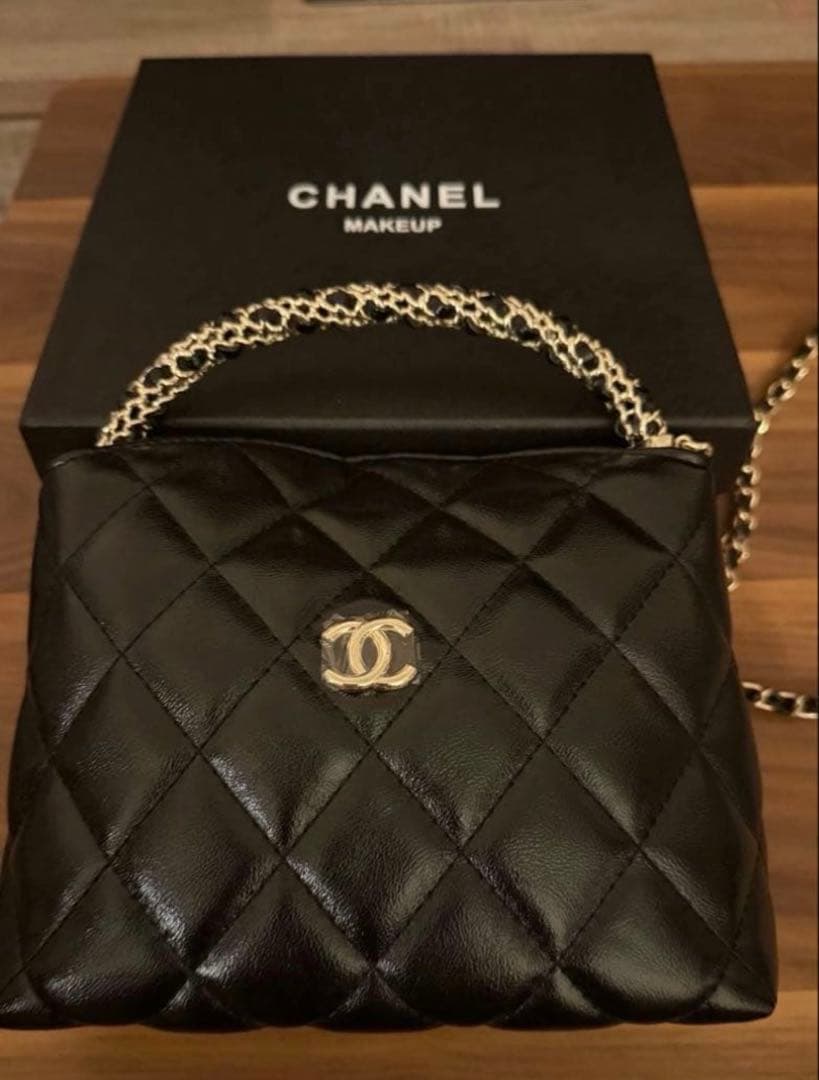 ラ*チ様 Chanel シャネル ノベルティ　非売品　レアハンドバッグ　ショルダ