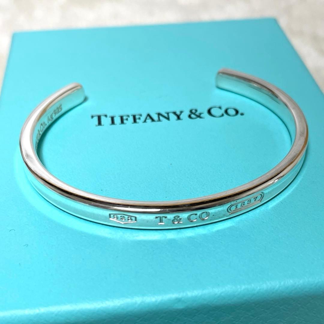 【極美品】ティファニー　ナロー1837 カフバングル　925 箱、巾着袋付属