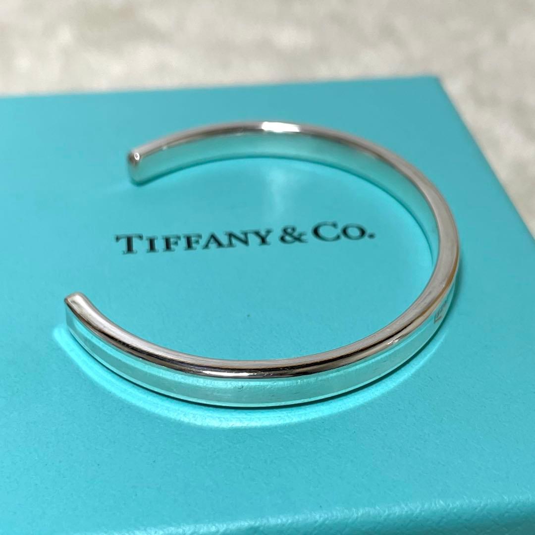 【極美品】ティファニー　ナロー1837 カフバングル　925 箱、巾着袋付属