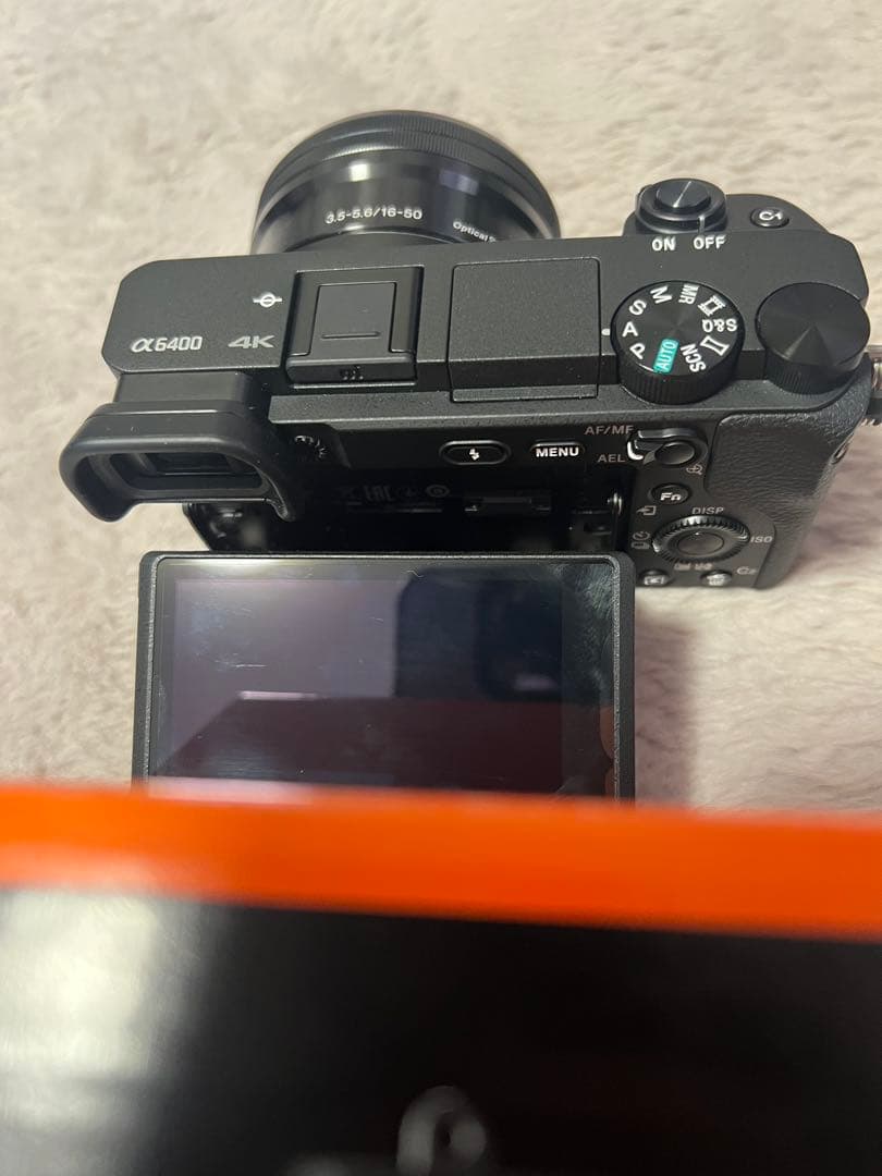 【美品】SONY α6400 パワーズームレンズキット　シャッター数1715回