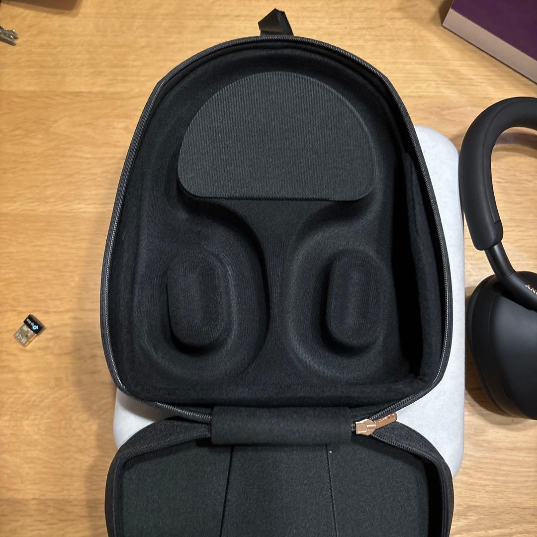 Sony Wh1000xm5 ワイヤレスヘッドホン