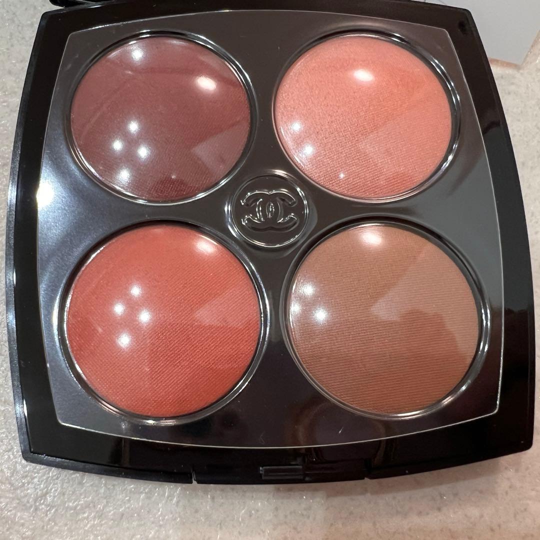 新品★美品CHANELレキャトルルージュユー エ ジュ　957 タンドレス