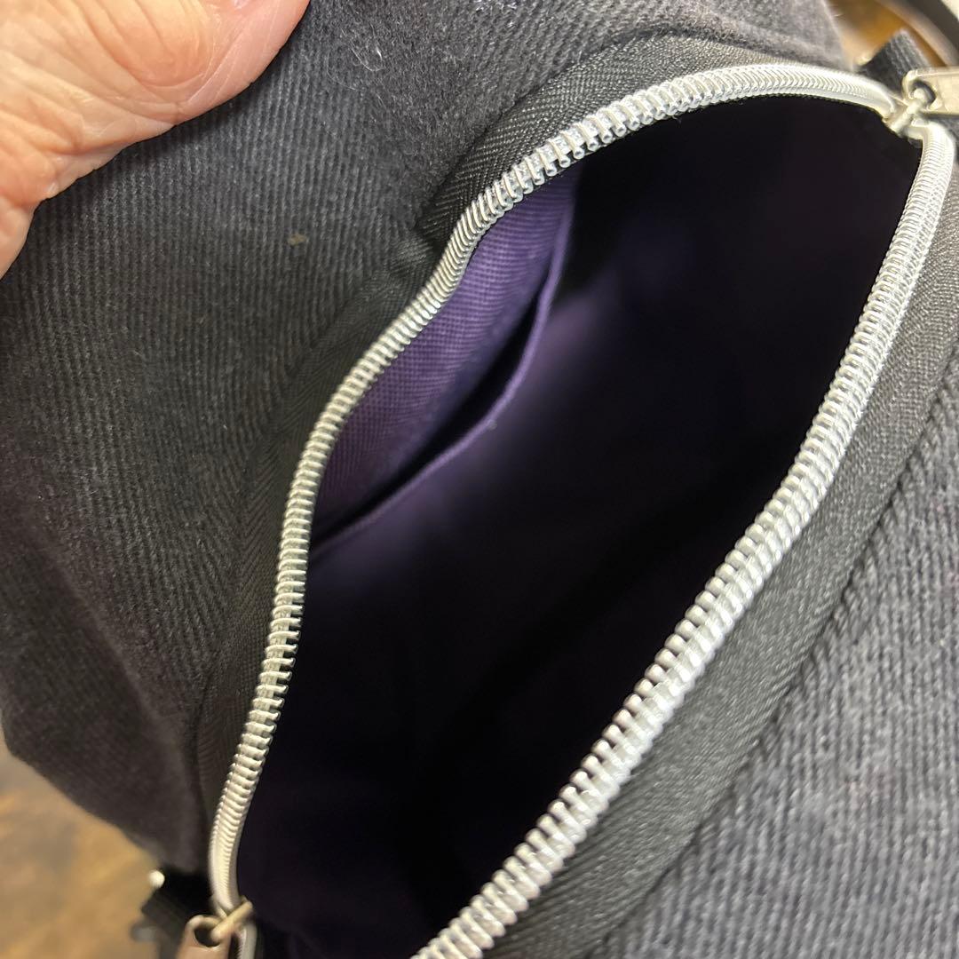 ラウンドショルダー