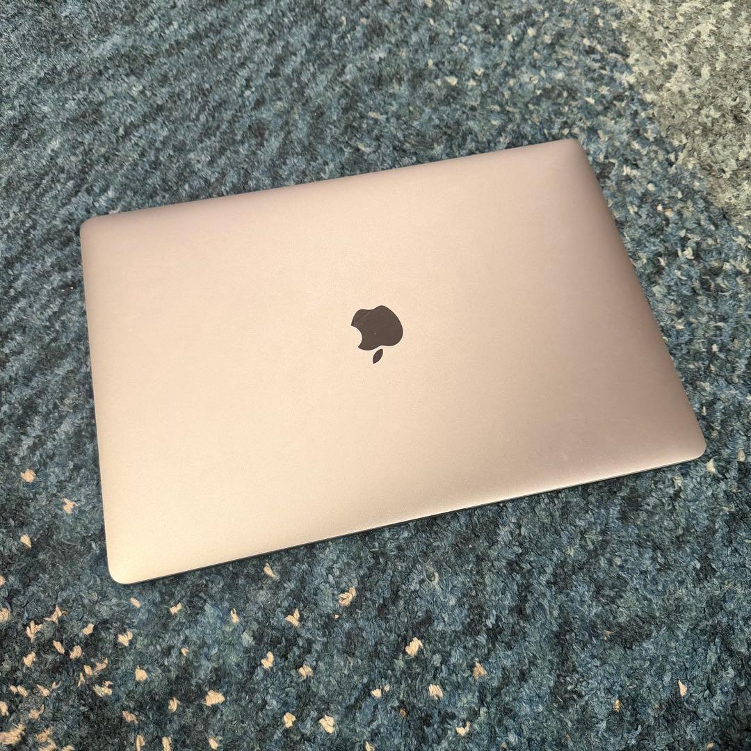 MacBook Pro 15インチ/ 2017年/ 16GB/ SSD512GB