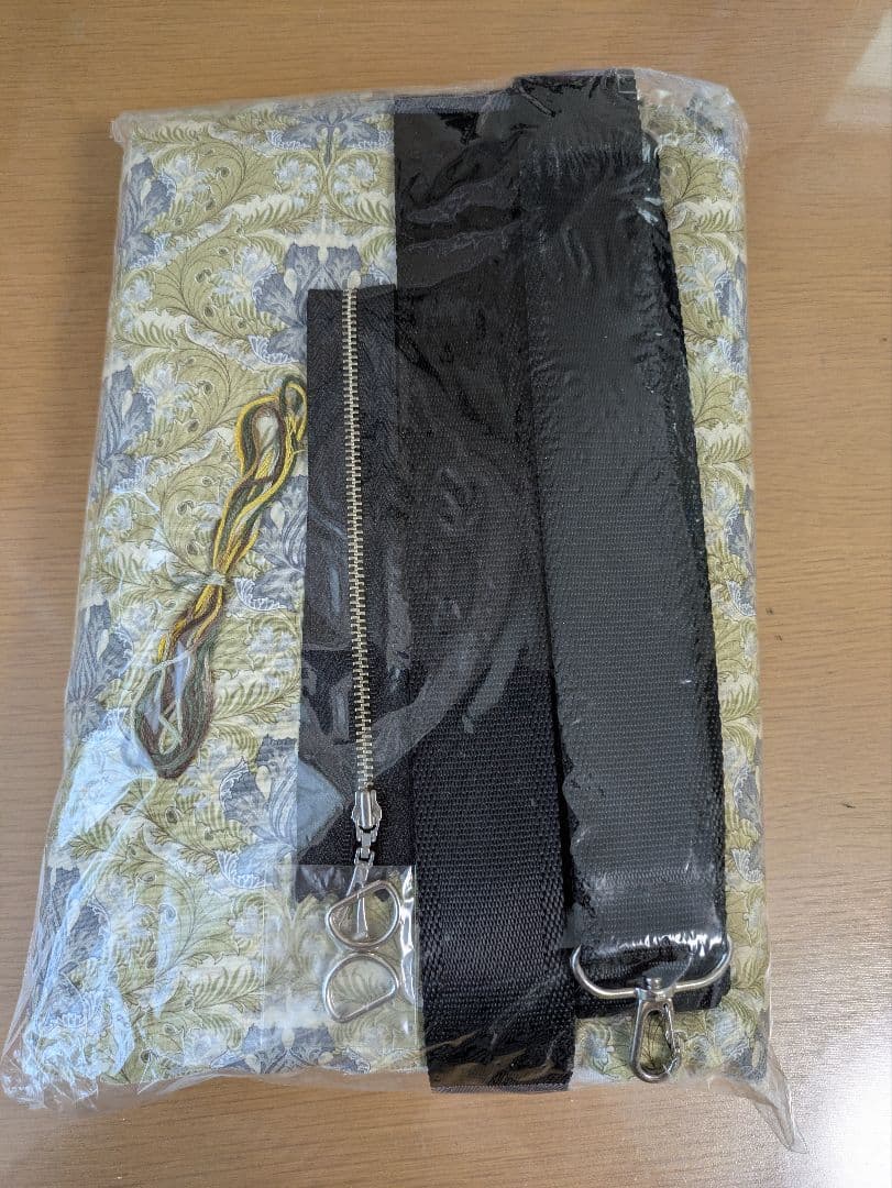 こうの早苗　ショルダー　バッグ　キット　　すてきにハンドメイド　パッチワーク
