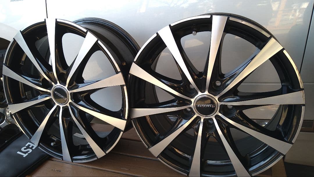 トヨタ純正ホイール80系ヴォクシー/ノア　16インチ 2本組（4本セット）