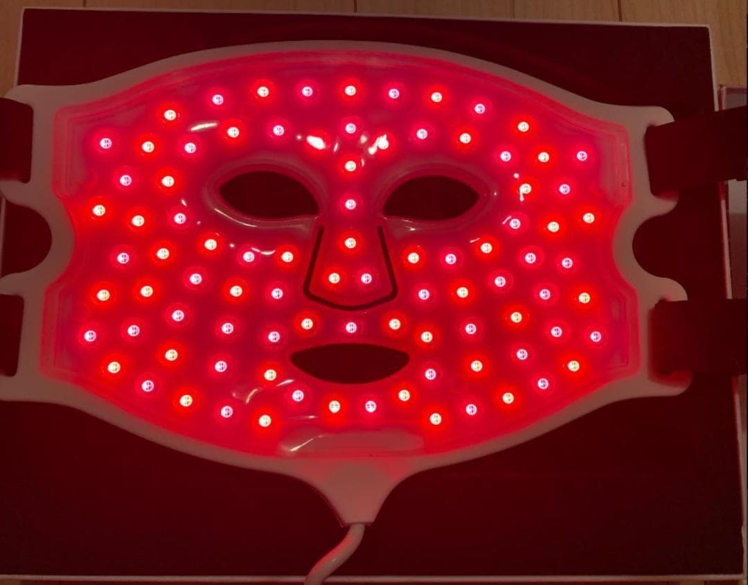 CURRENTBODY SKIN LED 4イン1マスク