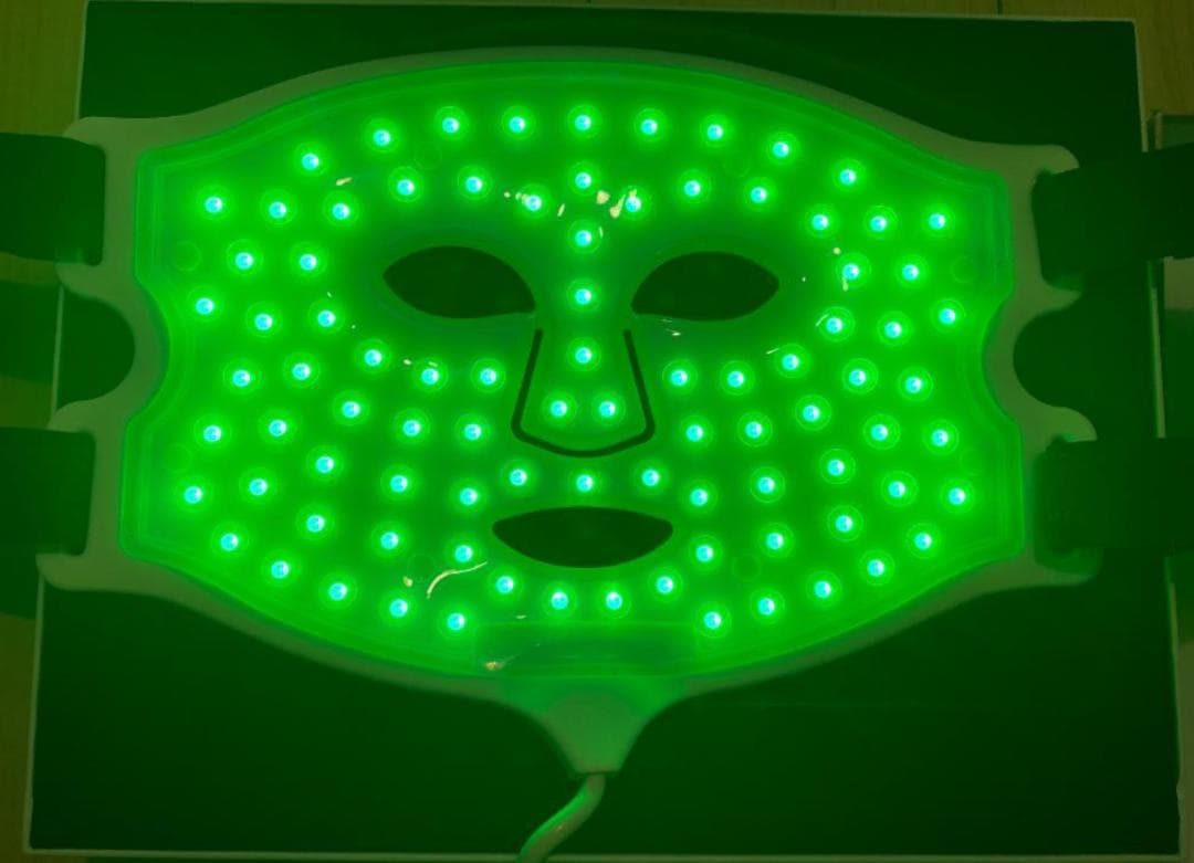 CURRENTBODY SKIN LED 4イン1マスク