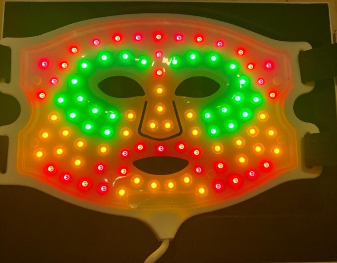 CURRENTBODY SKIN LED 4イン1マスク