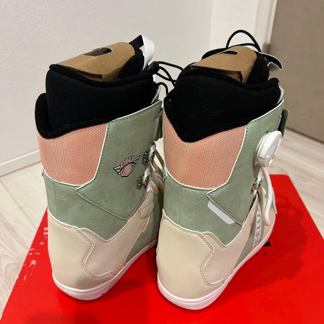 スノーボード DEELUXE DNA