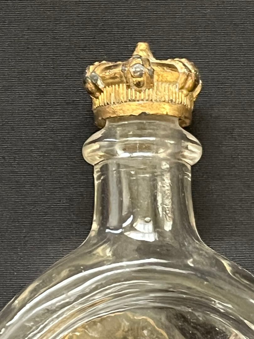 ୨*୧様 アンティークヴィンテージ 香水瓶天使キューピッド 真鍮装飾 ガラスボト