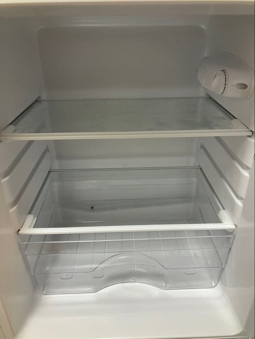 2022年製 冷蔵庫　106リットル　NTR-106WH
