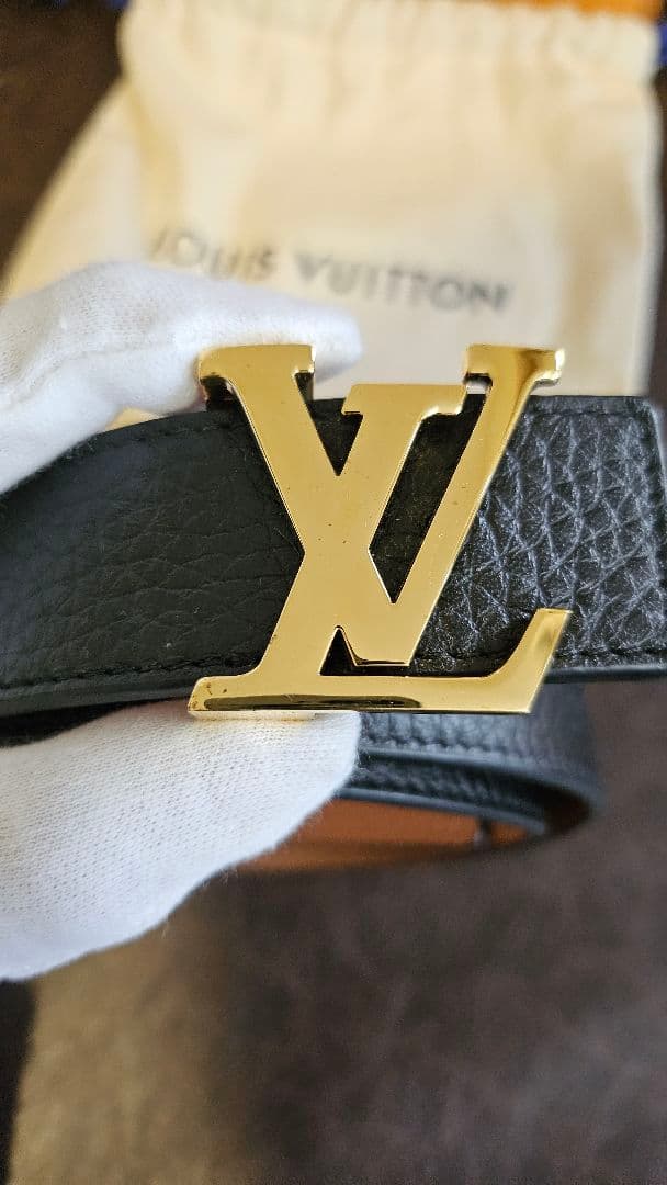 LOUIS VUITTON リバーシブル ベルト サンチュール・イニシャル