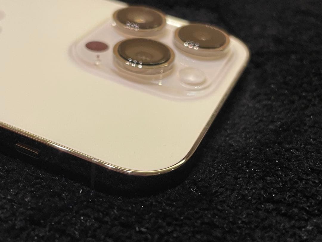 Apple iPhone 14Pro シルバー本体　SIMフリー