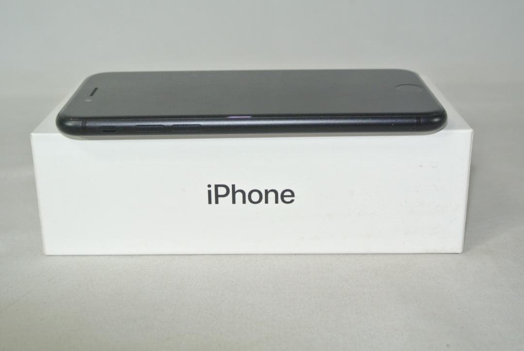 Apple iPhone SE 第2世代 256GB MXVT2J/A