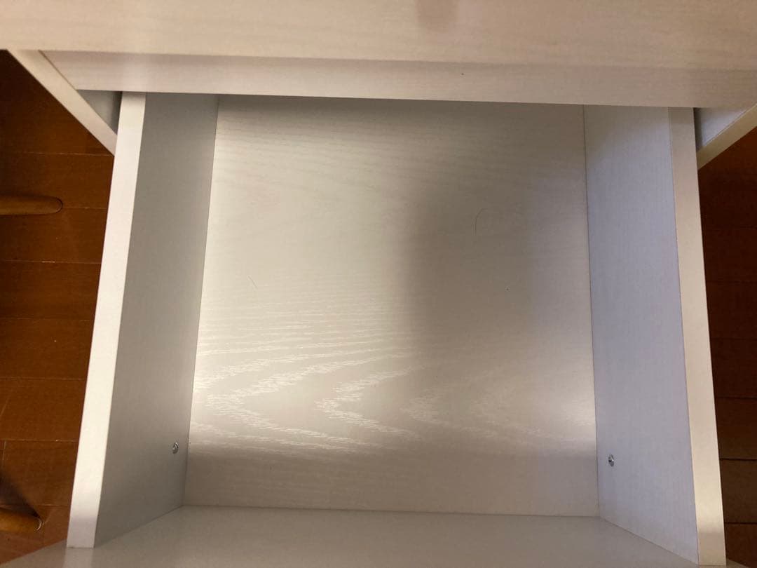 木目調のデスク 引き出し2つ付き