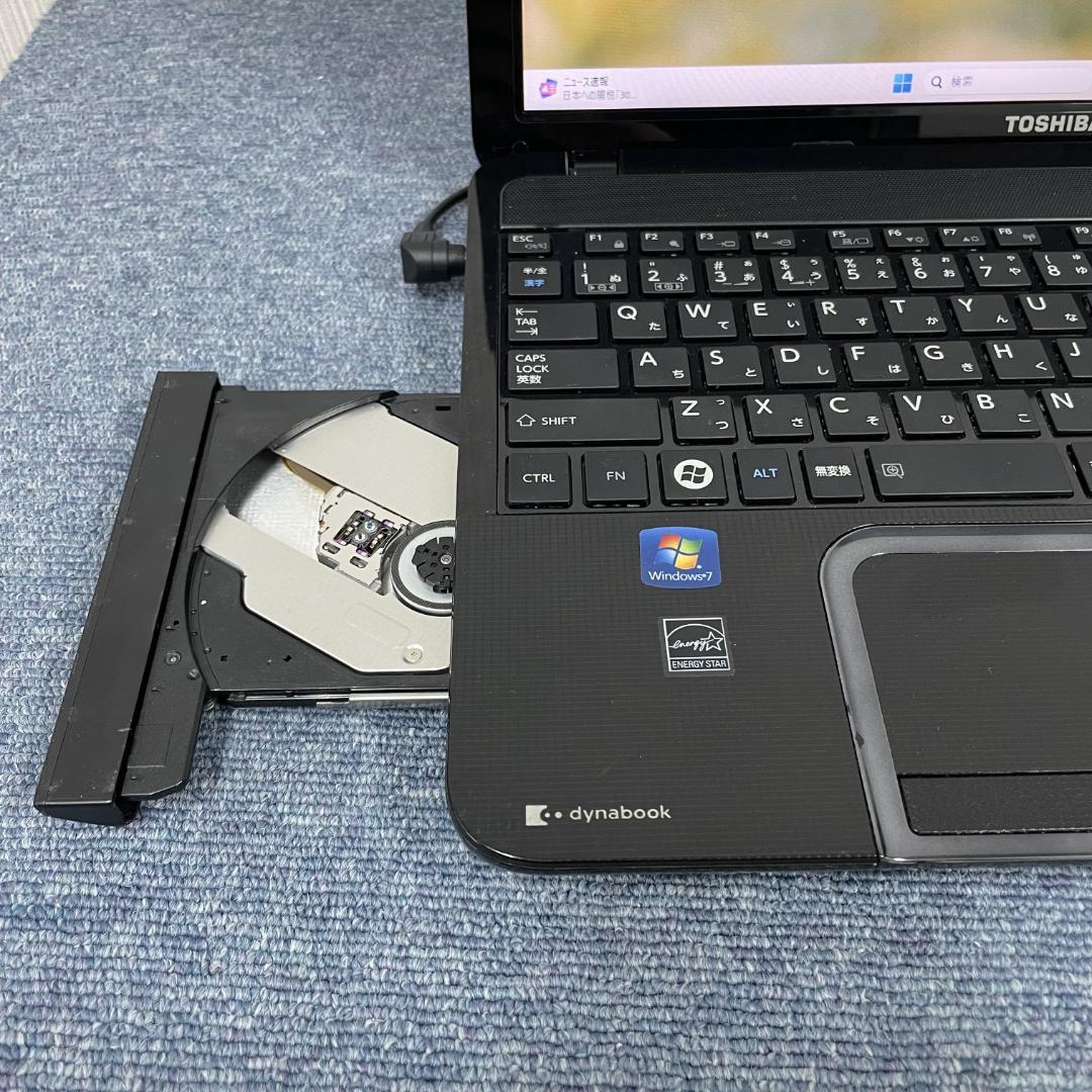 ノートパソコン Windows11 オフィス付　SSD240GB Blu-ray