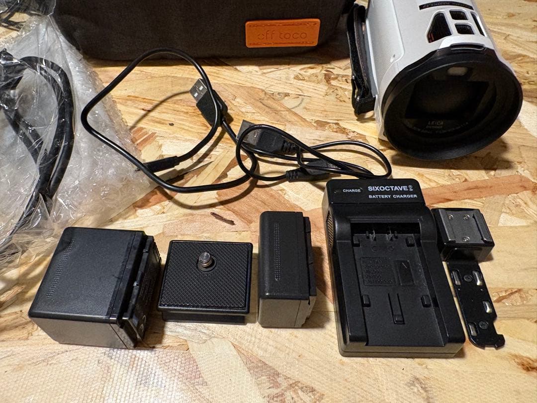 Panasonic VX-985MーW 4Kビデオカメラ