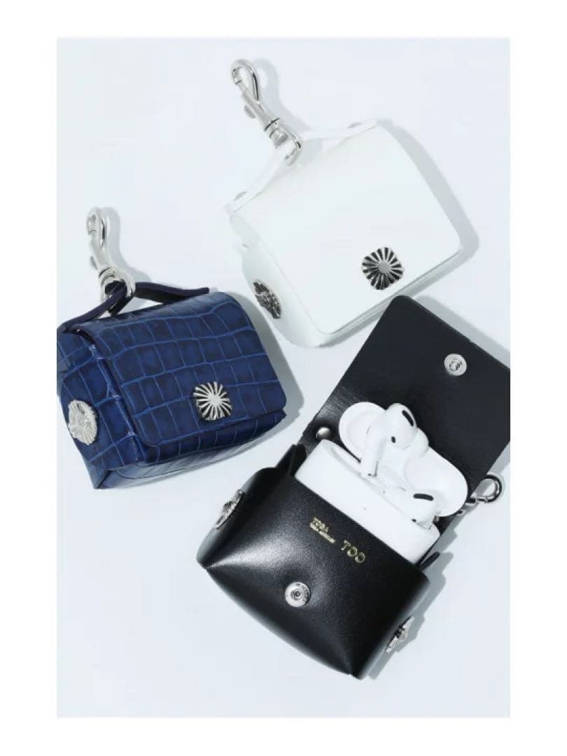 わ*)様 TOGA TOO Leather earphone case