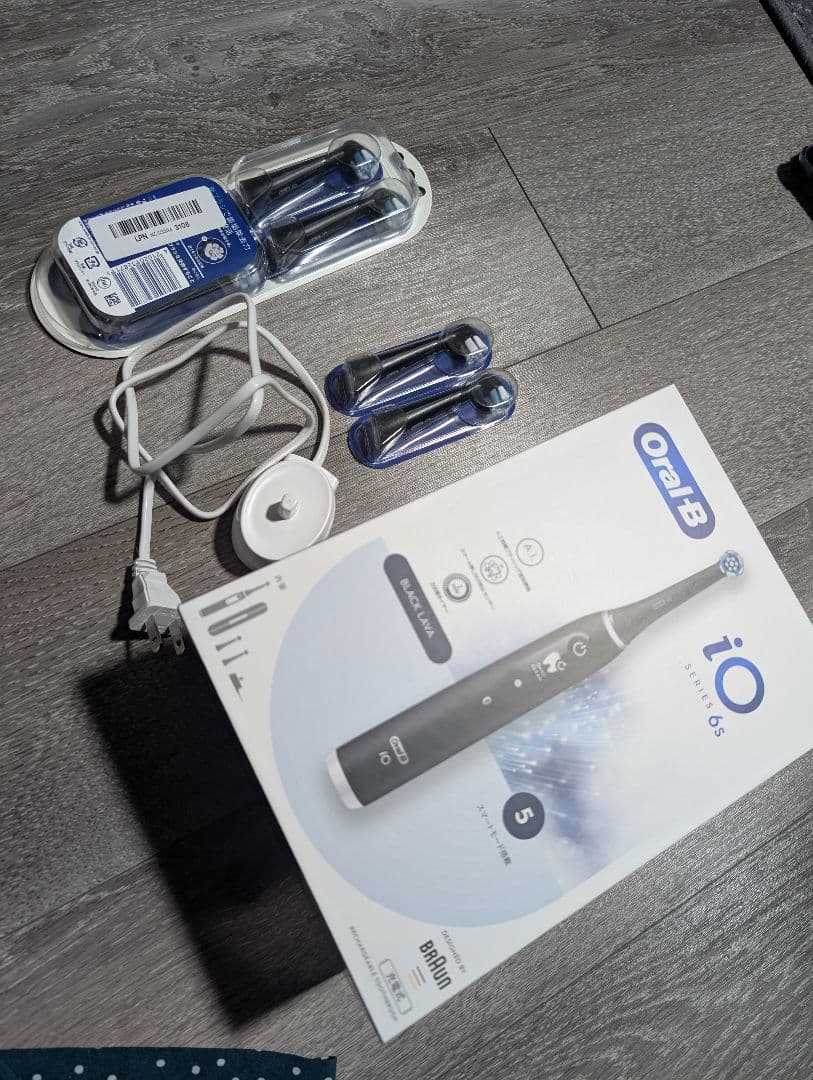 ブラウン 電動歯ブラシ オーラルB iO6S トラベルケースセット替えブラシ６本