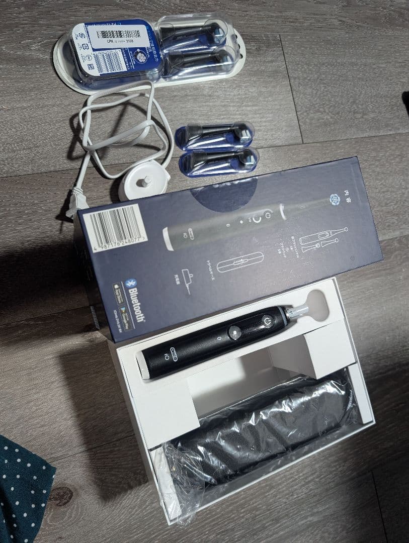 ブラウン 電動歯ブラシ オーラルB iO6S トラベルケースセット替えブラシ６本