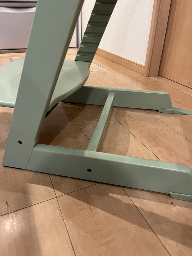 ストッケ　トリップトラップ　モスグリーン