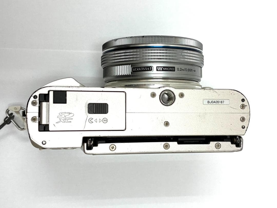 26H1-122 オリンパス PEN E-PL9 付属品完品 通電確認済み