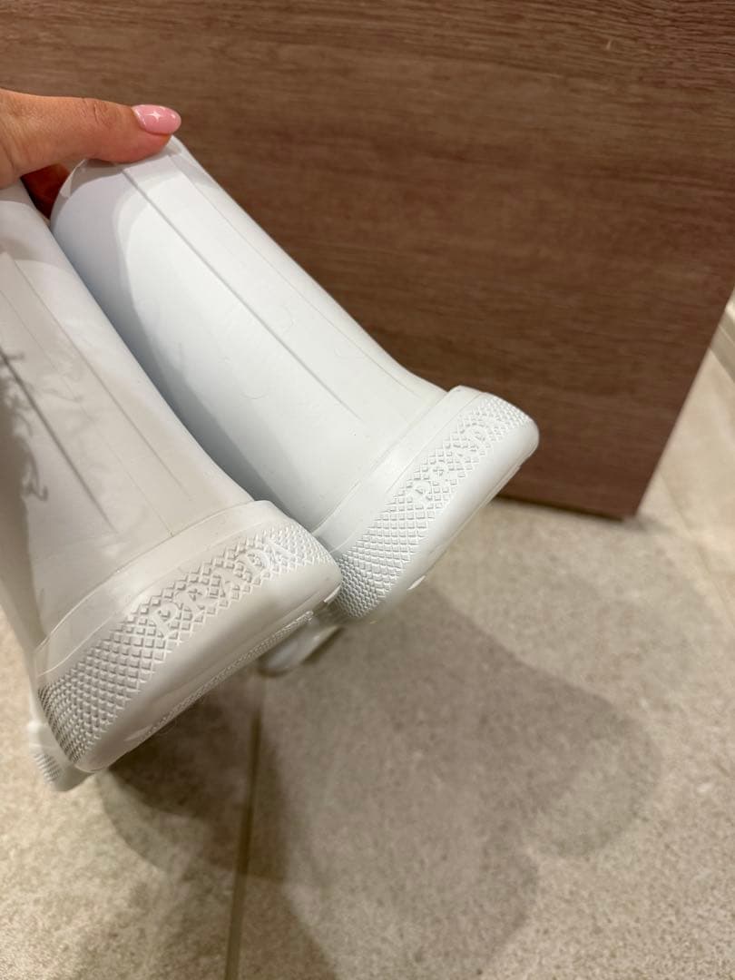 PRADA ホワイト レインシューズ35 新品未使用　定価10万円　最終値下げ