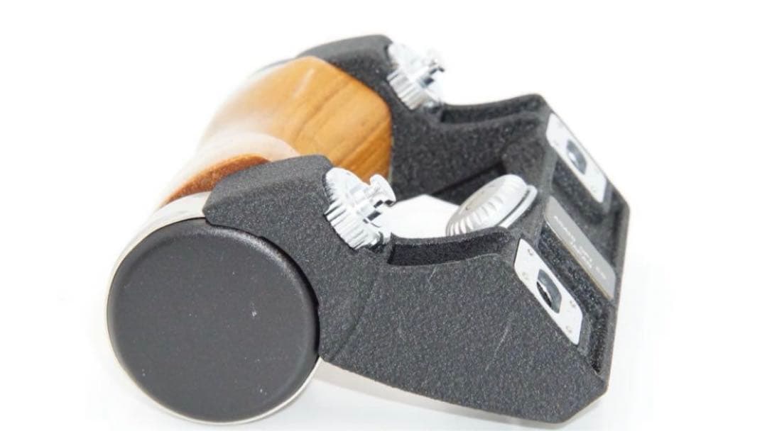 ペンタックス　PENTAX67 PENTAX6×7 ウッドグリップ　①